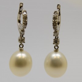 Arracades or blanc i perles